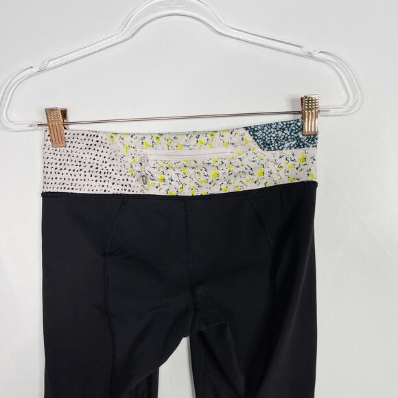 Lululemon Womens Size 4 Run Inspire Crop II Leggings Black Floral Colorblock - Picture 9 of 11